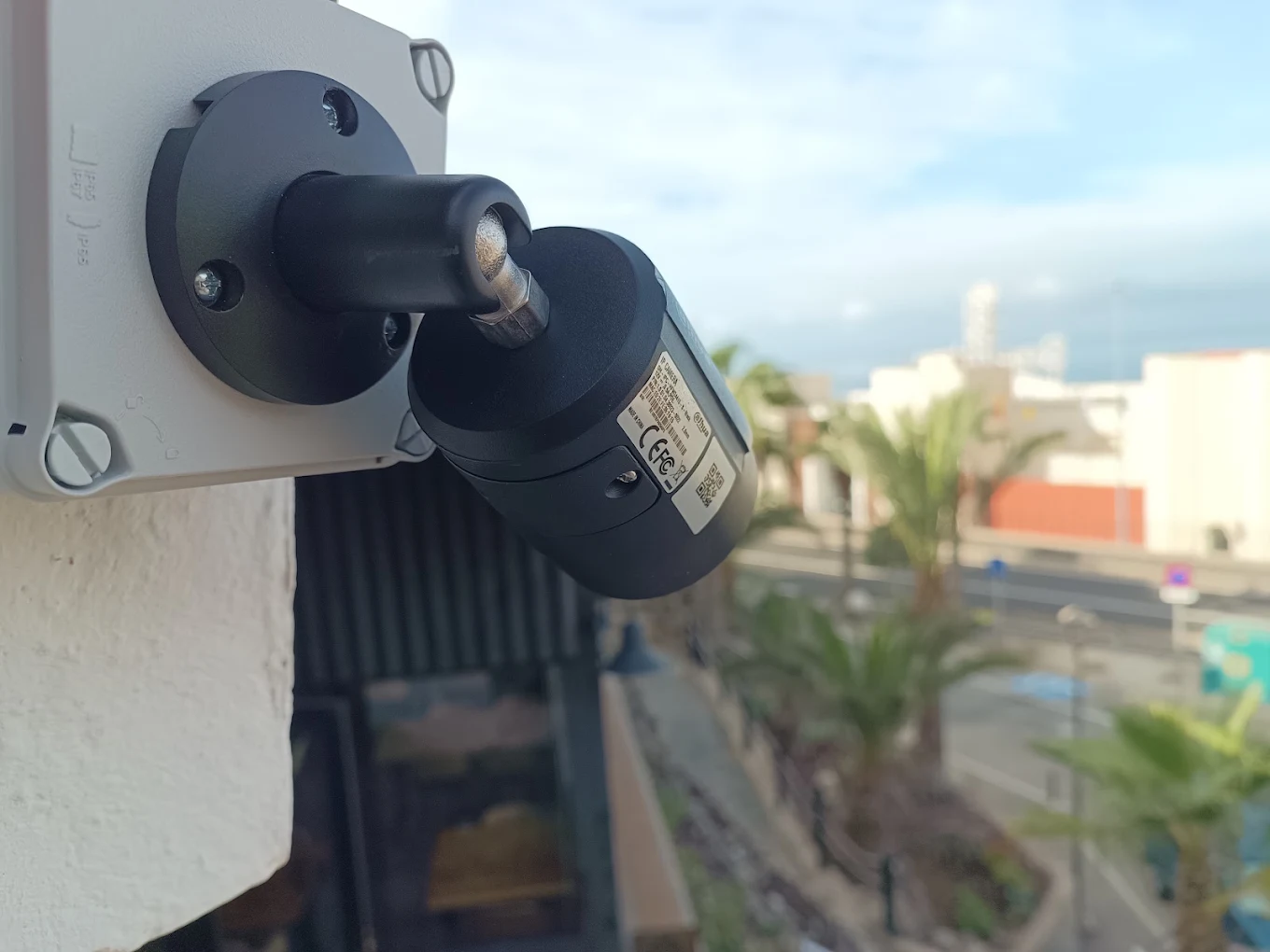 Cámara Dahua instalada por InfoCam en Gran Canaria